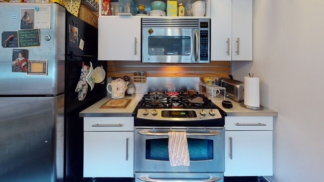 Photo - 251 Heath St Unit 102