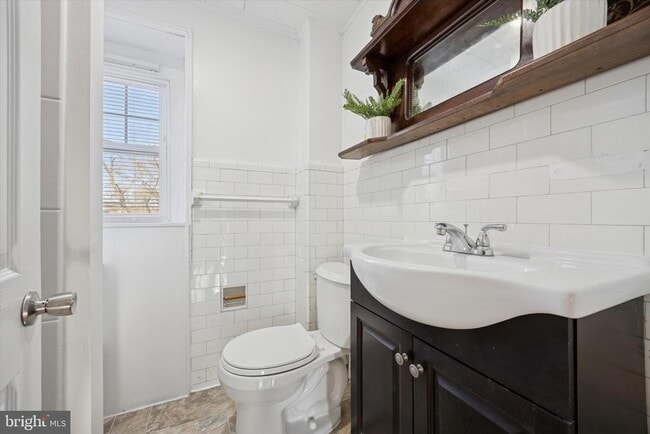 Photo - 922 Second Street Pike