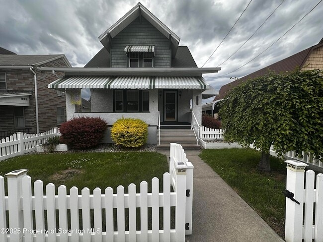 Photo - 1715 Tripp Ave House