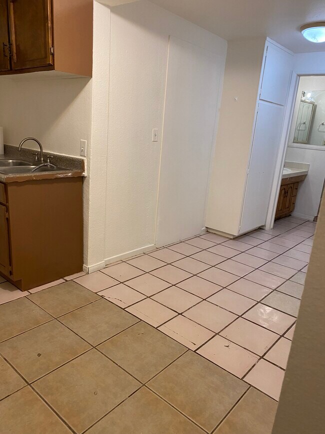 Photo - 2034 E Linda Vista St