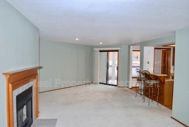 Photo - 9910 NE 119th St Unidad 202