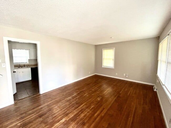 5003 NW Stag Run Cir