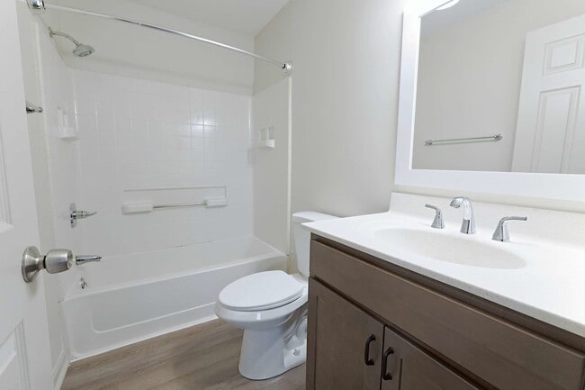 Photo - Arbors of Lebanon