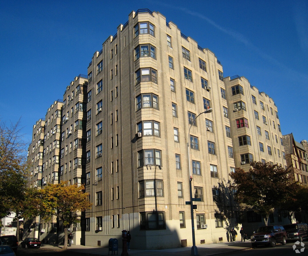 1505 Grand Concourse - 1505 Grand Concourse Apartments