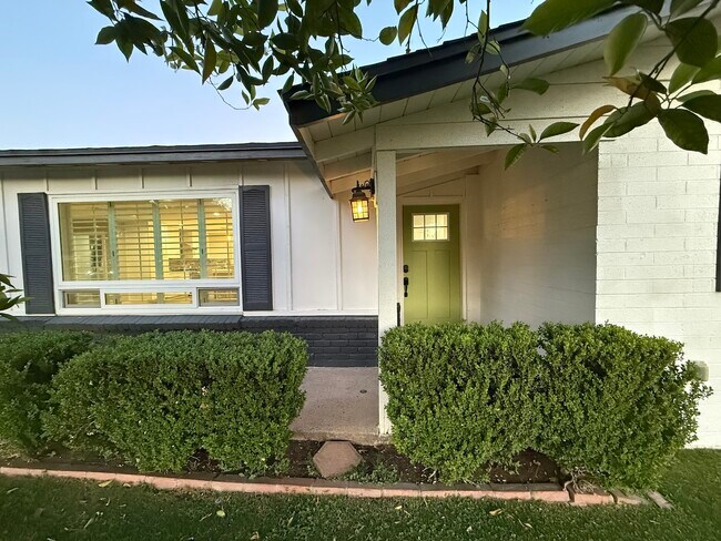 Photo - 8161 N 1st Dr