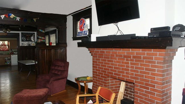 Photo - 23 Hughes Ave