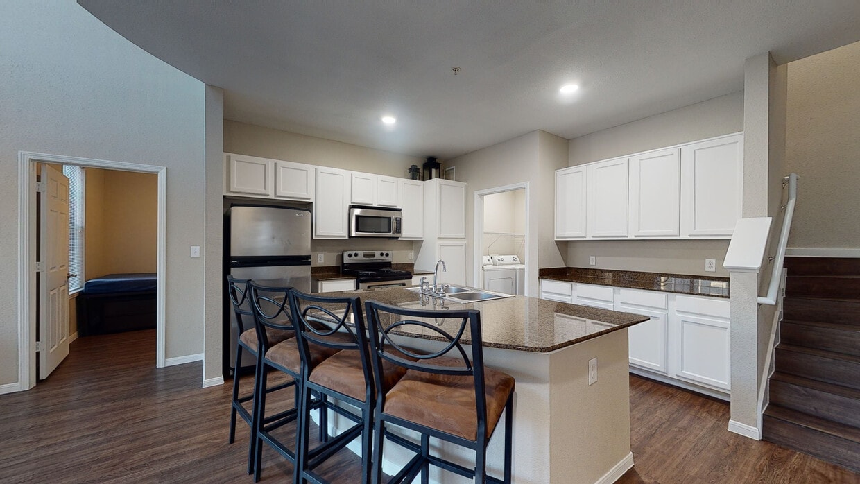 Photo - Parkway Place Apartments