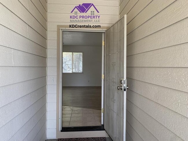 Photo - 1024 Westcreek Ln