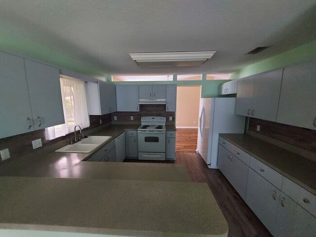 Photo - 6114 SW 104 ST