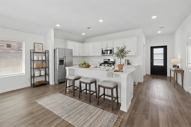 Building Photo - 9918 Lockridge Manor Dr