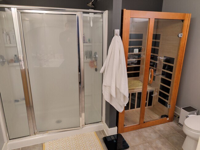 Photo - 8738 Kipling Dr