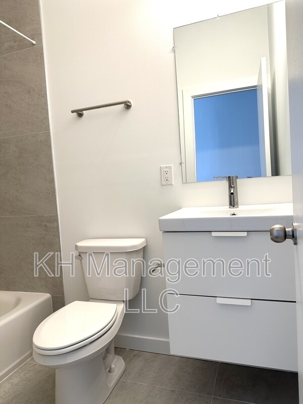 Photo - 5146 Ranstead St