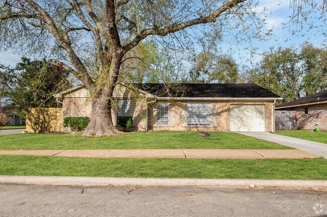 Building Photo - 1026 Melford Ave Rental