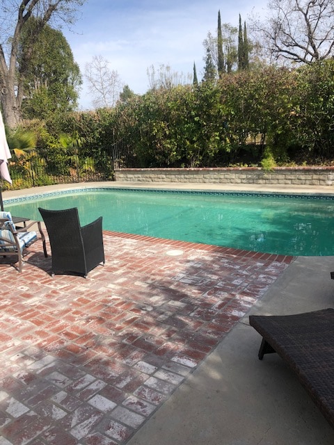 Building Photo - 1184 El Monte Dr Rental