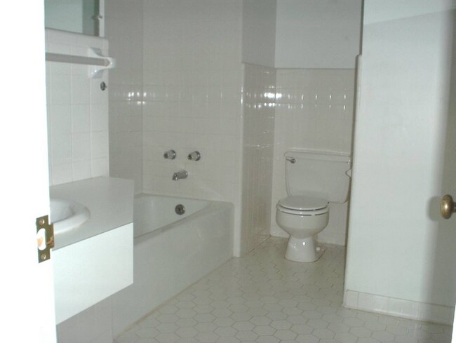 Photo - 1901 Darryl Dr