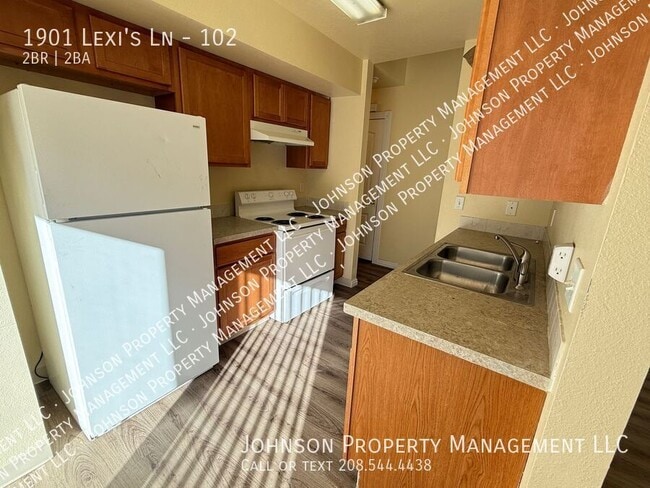 Photo - Charming 2-Bedroom Apartment in Rural Namp... Unit 102