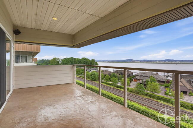 Photo - 6903 SE Riverside Dr Unit 3