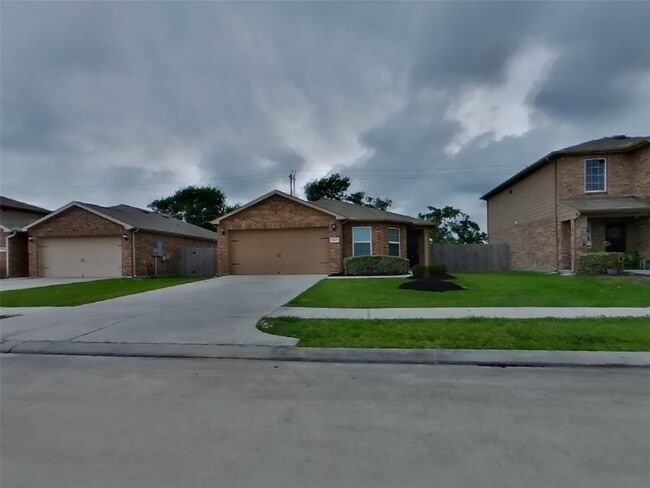 Photo - 612 Totem Trail Dr House
