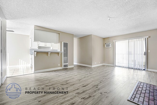 Photo - 14427 Cerise Ave.