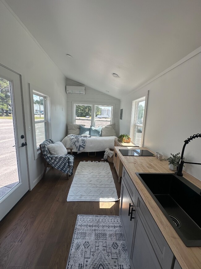 Photo - 2015 Union School Rd SW