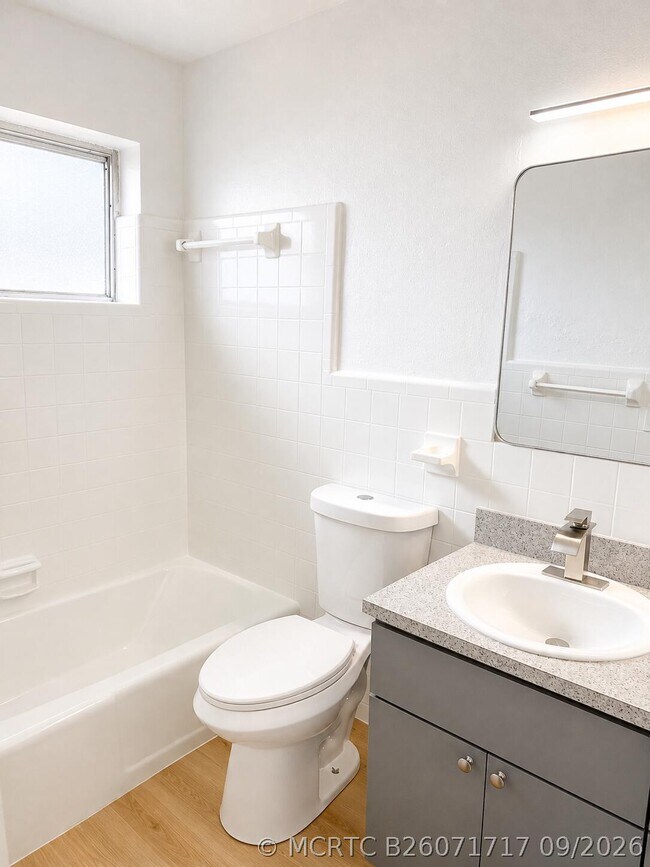 Photo - 2738 Fillmore St