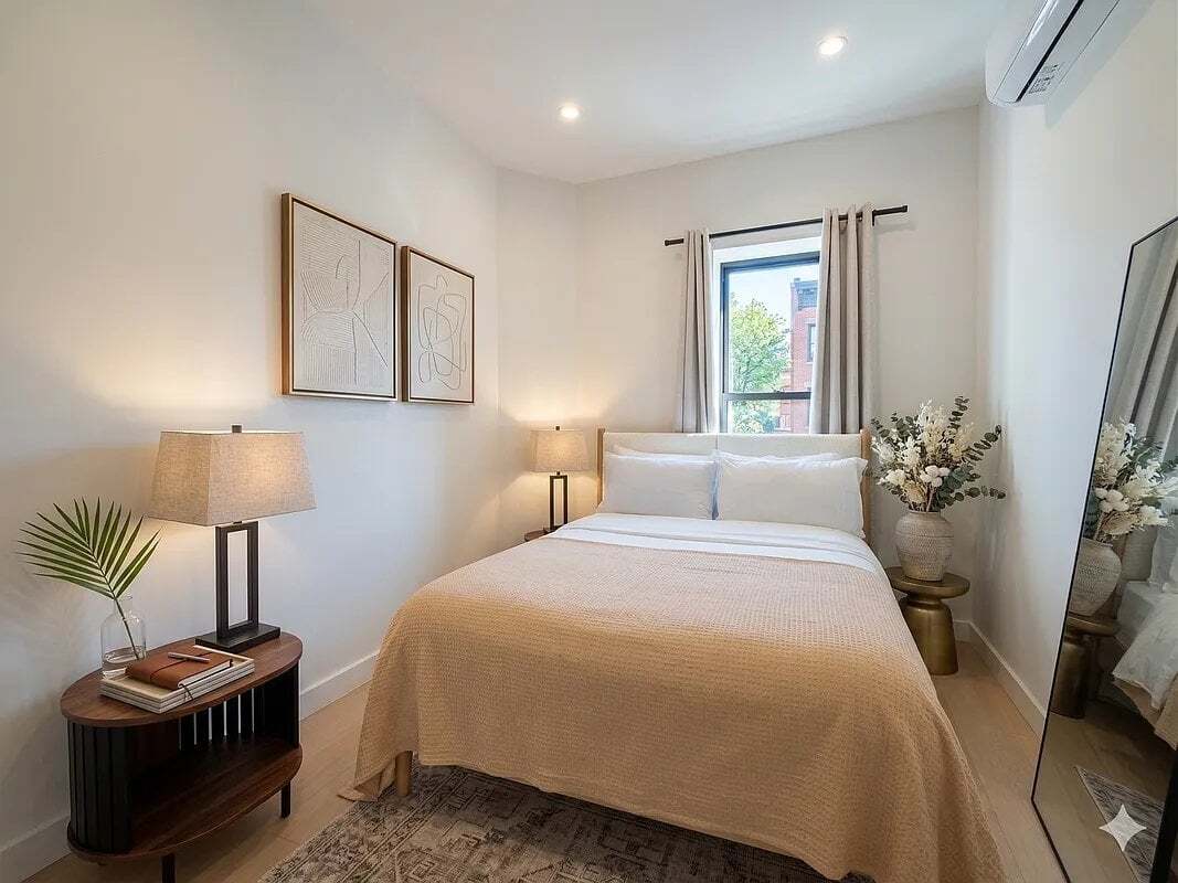 Photo - 285A Kingsland Ave