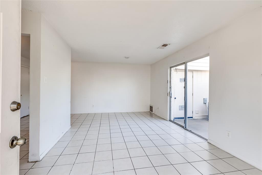Photo - 2215 Mission Hill Dr