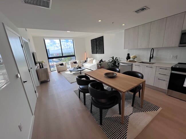 Photo - 120 NW 31st St Unit A2