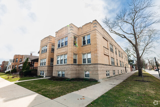 Building Photo - 4556 North Kostner Avenue Unit G. Rental