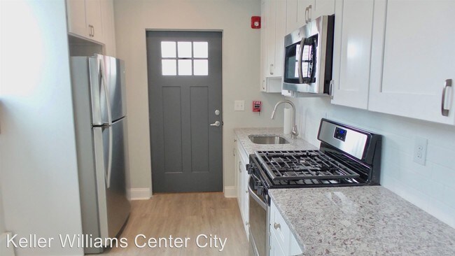 Photo - 2240 S 11th St