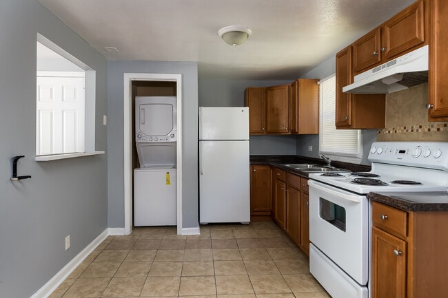 Photo - King George Townhomes