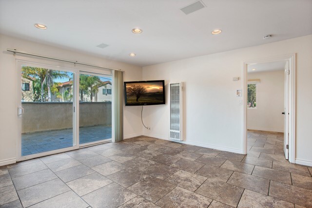 760 Embarcadero Del Norte Unit 7