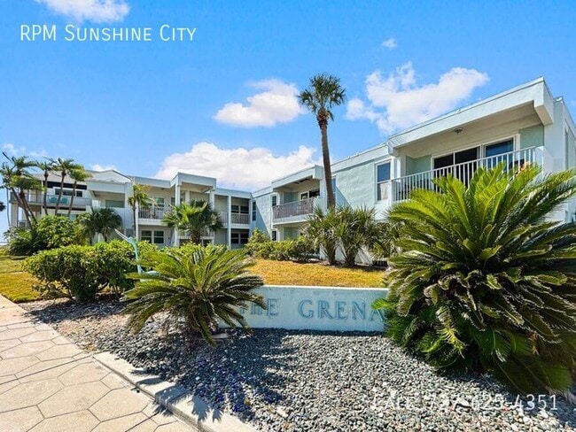 Building Photo - 1106 Pass a Grille Way Unit B6