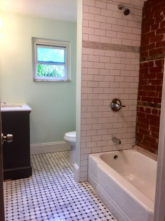 Photo - 6047 Stanton Ave Unit Apt 2