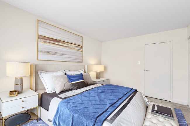 Photo - Broadstone Van Dorn