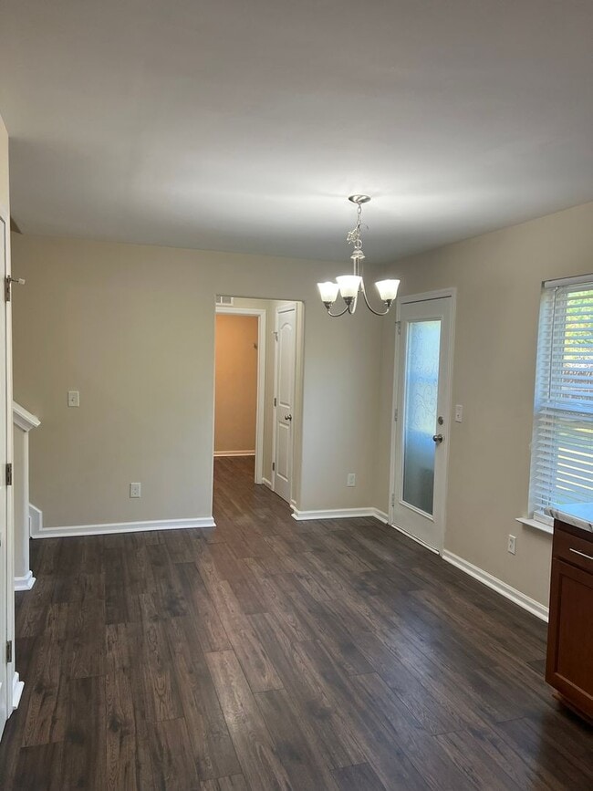 Photo - LAKE FOREST VILLAGE