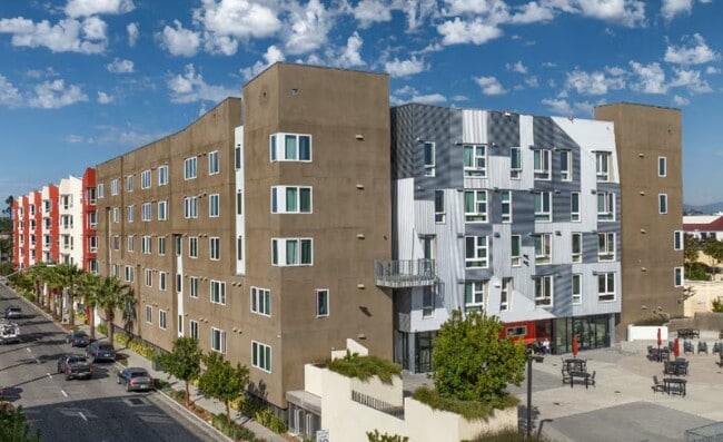 Building Photo - 4320 44th St