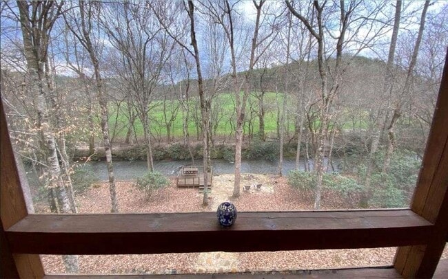 Photo - 174 Lost Valley Ln