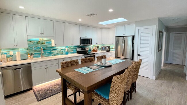 Photo - 6912 S Atlantic Ave