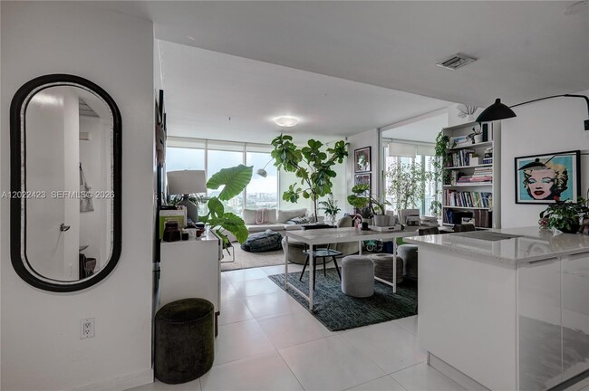 Photo - 1040 Biscayne Blvd Unit 1606