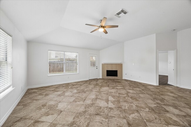 Photo - 8310 Hardy Elm St