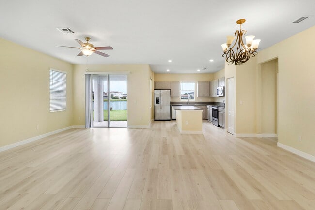 Photo - 8292 NW Greenbank Cir