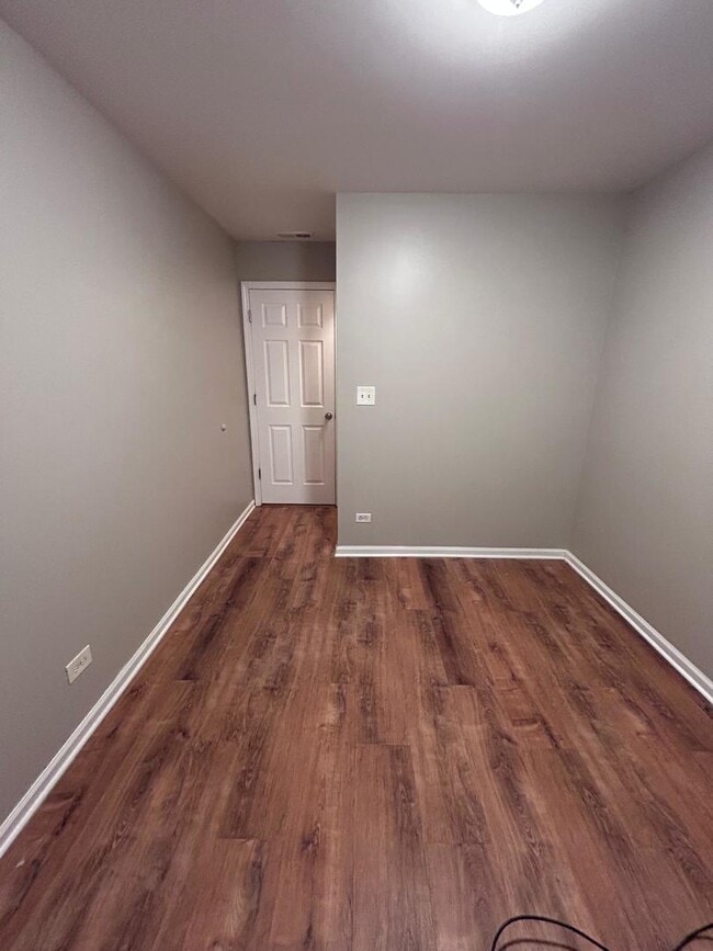 Photo - 5905 S Indiana Ave Unit 1