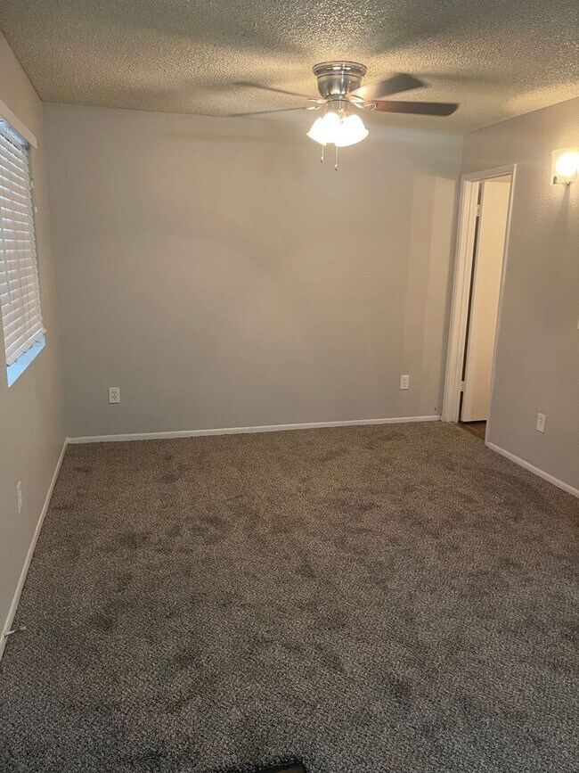 Tides on Country Club Apartments For Rent in Mesa, AZ