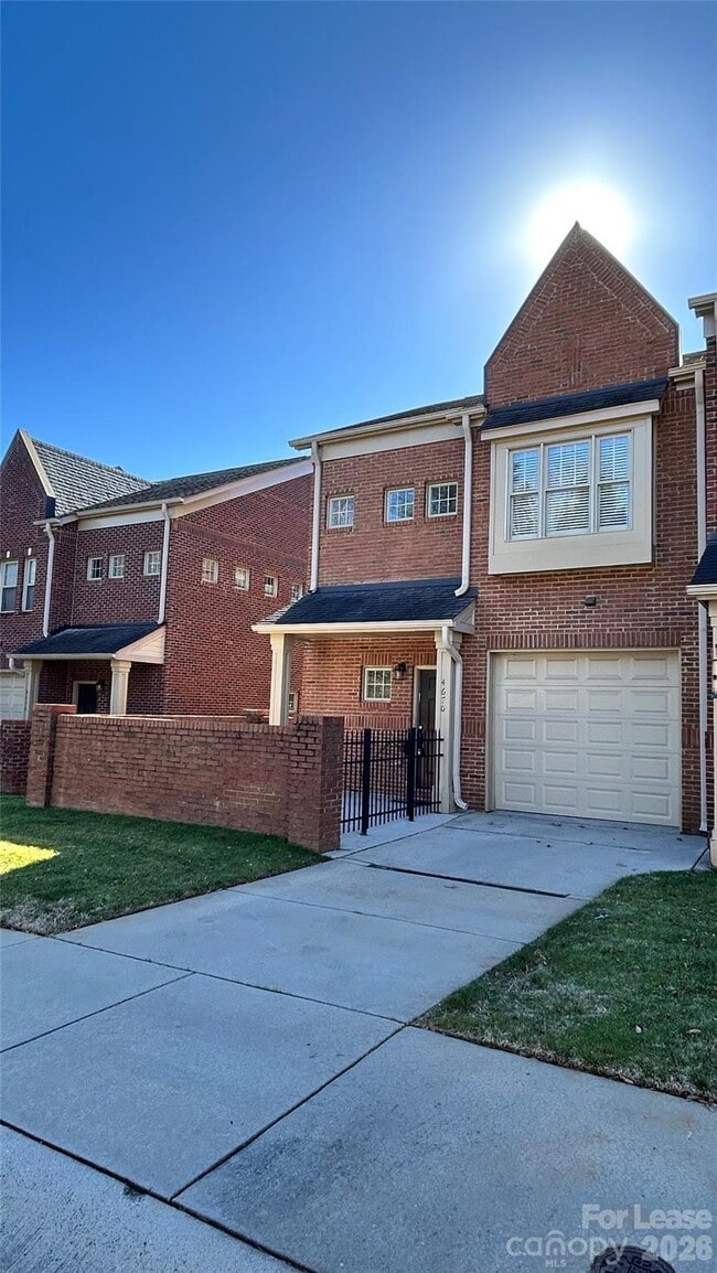 Building Photo - 4670 Dabney Vigor Dr