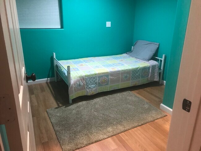 Photo - 1081 Main St Unit A