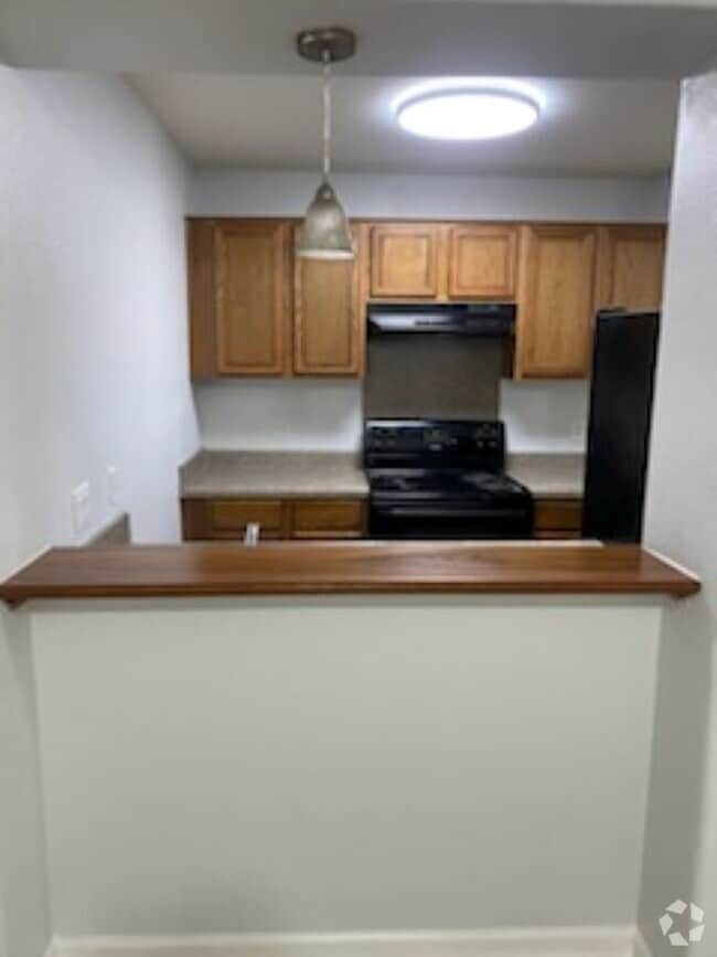 Building Photo - 815 Church St Unit B Rental