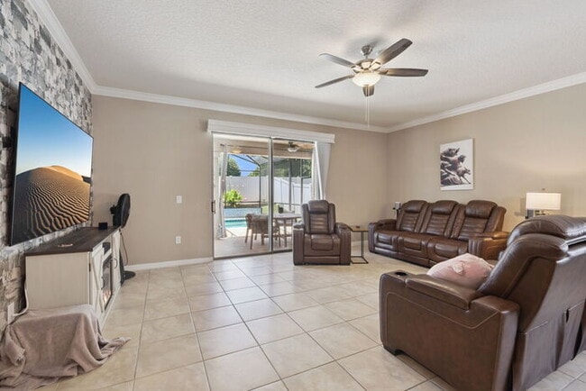 5457 Animosh Ct