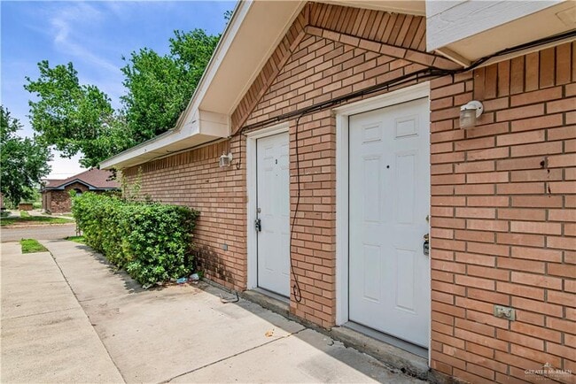 Photo - 15 Kimberly Ln