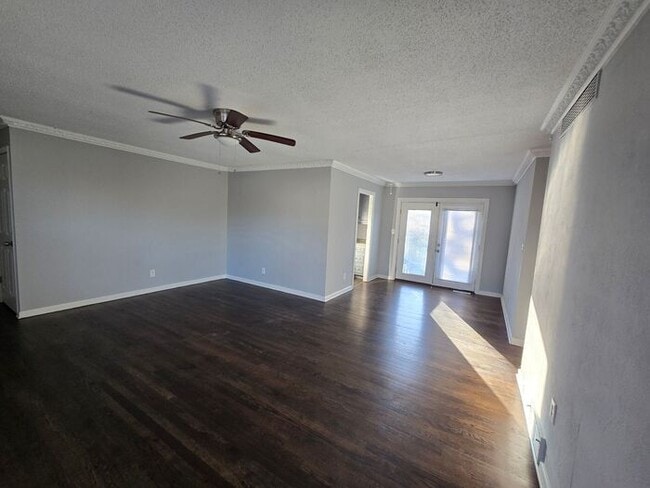 Photo - 13100 Sycamore Ave